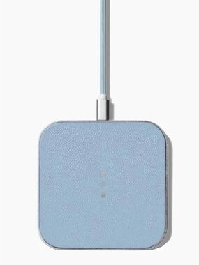 Courant Catch-1 Wireless Charger -Italian Leather in Pacific Blue